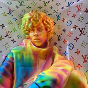 Meet your Posher, Yael